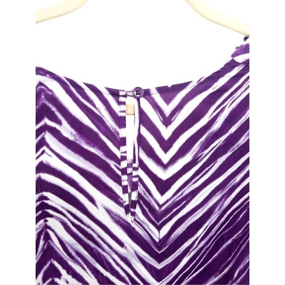 BCBG purple zebra print   Flowing and light, this dress is flattering and functi - Picture 8 of 9
